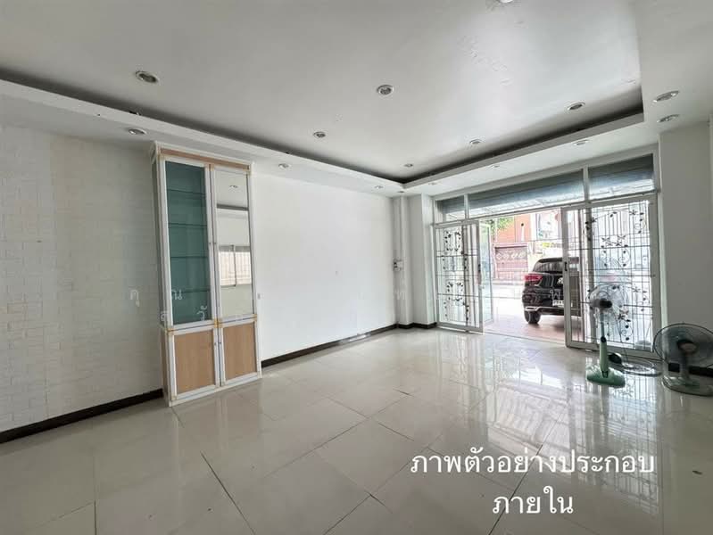 For Sale - อาคารพาณิชย์ 3 ชั้น 33 ตร.ว. อาคารพาณิชย์ ตรงข้ามหมู่บ้านสิรินพาร์ค ซอยบางแวก, Bangkok