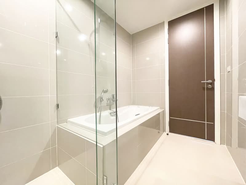 15 Sukhumvit Residences, Bangkok, Soi Sukhumvit 15, Khlongtoei Nua, Watthana, Bangkok, 2 Bedrooms, 82 sqm, Condo For Rent, by CS Jiew, 500169182 - DDproperty.com