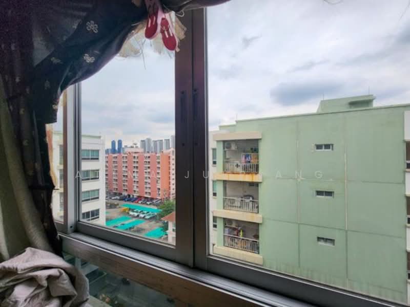 Lumpini Ville Cultural Center, Bangkok, Prachautid Road, Samsen Nok, Huai Khwang, Bangkok, 1 Bedroom, 35 sqm, Condo For Sale, by Atima Julplang, 500169198 - DDproperty.com