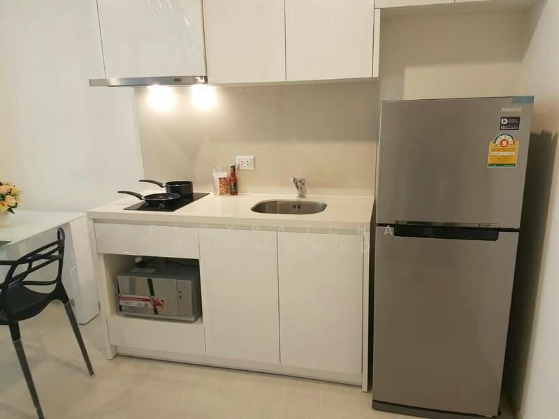 Rhythm Sukhumvit 42, Bangkok, Soi Sukhumvit 42, Sukhumvit Road, Phra Kanong, Khlong Toei, Bangkok, 1 Bedroom, 35 sqm, Condo For Rent, by Ploypatcha Chomchid, 500169225 - DDproperty.com