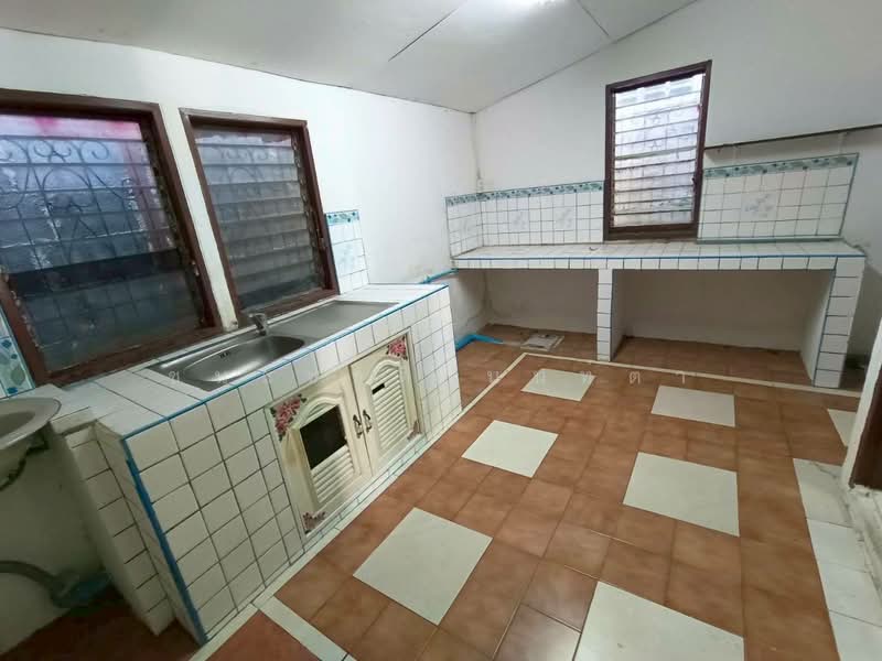 Baan Ua-Athorn klong 5/1, Pathum Thani, Khlong Ha, Khlong Luang, Pathum Thani, 2 Bedrooms, 81 sqm, Single Detached House For Sale, by ชนะชาติ นนท์ตา, 500169233 - DDproperty.com