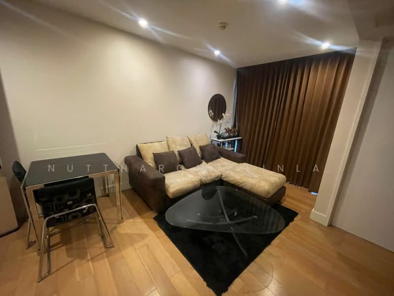Collezio Sathorn-Pipat, Bangkok, 41 Soi Pipat 1 Silom Road, Silom, Bang Rak, Bangkok, 1 Bedroom, 42 sqm, Condo For Sale, by Nuttharom  Linla , 500169248 - DDproperty.com