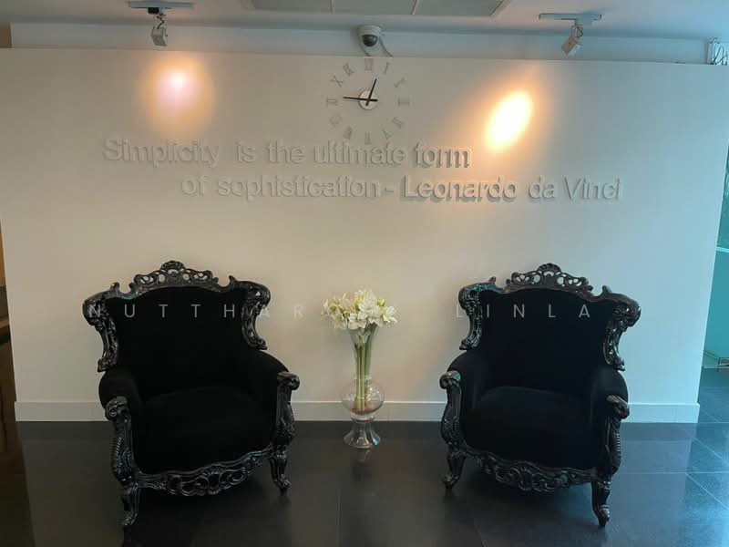 Collezio Sathorn-Pipat, Bangkok, 41 Soi Pipat 1 Silom Road, Silom, Bang Rak, Bangkok, 1 Bedroom, 42 sqm, Condo For Sale, by Nuttharom  Linla , 500169248 - DDproperty.com