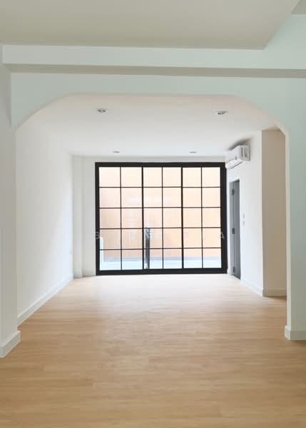 Baan Klang Muang Ladprao-Yothin Phatthana, Bangkok, Soi Baan Klang Muang Ladprao-Yothin Phatthana, Lat Phrao, Lat Phrao, Bangkok, 3 Bedrooms, 180 sqm, Townhouse For Rent, by Agent Pla, 500169268 - DDproperty.com