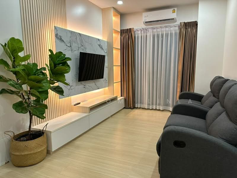 Supalai Loft Prajadhipok-Wongwian Yai : ศุภาลัย ลอฟท์ ประชาธิปก-วงเวียนใหญ่, กรุงเทพ, ถนนประชาธิปก, สมเด็จเจ้าพระยา, คลองสาน, กรุงเทพ, 63 ตร.ม., คอนโด ขาย, โดย Nuttharom  Linla , 500169308 - DDproperty.com