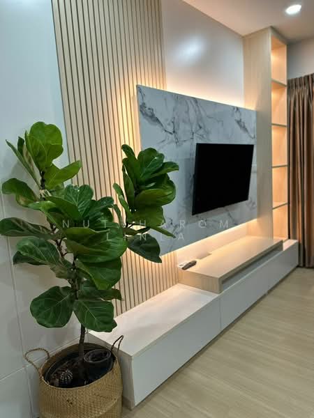 Supalai Loft Prajadhipok-Wongwian Yai, Bangkok, Prajadhipok Road, Somdet Chao Phraya, Khlong San, Bangkok, 2 Bedrooms, 63 sqm, Condo For Sale, by Nuttharom  Linla , 500169308 - DDproperty.com