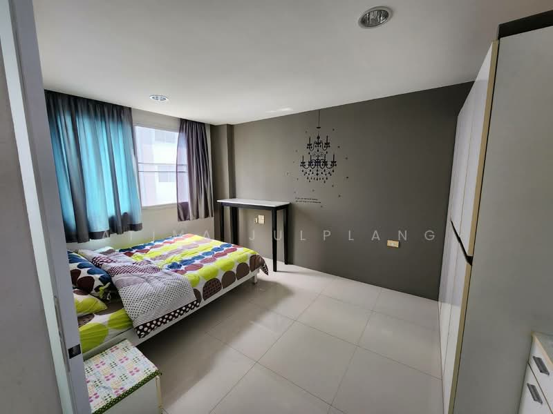 ขาย - The First Condominium Amata Nakhon : เดอะ เฟิร์ส คอนโดมิเนียม อมตะนคร, ชลบุรี