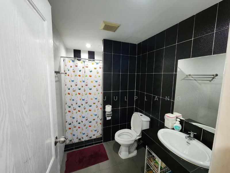 ขาย - The First Condominium Amata Nakhon : เดอะ เฟิร์ส คอนโดมิเนียม อมตะนคร, ชลบุรี