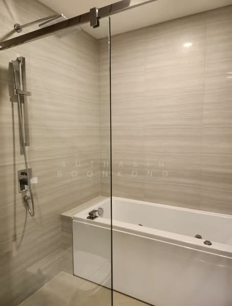 Hampton Residence next To Emporium, Bangkok, Khong Tan, Khlong Toei, Bangkok, 2 Bedrooms, 45 sqm, Condo For Rent, by Suthasin Boonkong, 500169325 - DDproperty.com