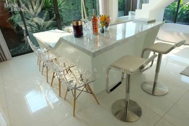 The Park Lane 22, Bangkok, 42 Soi Pridi Banomyong 45, Khlong Tan Nua, Watthana, Bangkok, 3 Bedrooms, 450 sqm, Townhouse For Rent, by Ploypatcha Chomchid, 500169331 - DDproperty.com