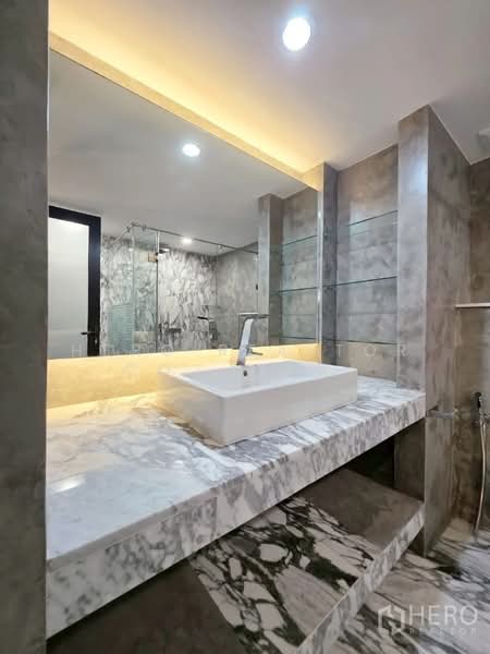 For rent Condominium in Sathorn Park Place in Thung Maha Mek, Sathon, Bangkok BTS Surasak hre00314, Bangkok, Thung Maha Mek, Sathon, Bangkok, 1 Bedroom, 97 sqm, Single Detached House For Rent, by Hero Realtor Co., Ltd., 500169354 - DDproperty.com