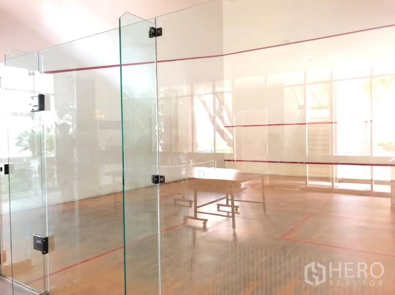 For rent Condominium in Sathorn Park Place in Thung Maha Mek, Sathon, Bangkok BTS Surasak hre00314, Bangkok, Thung Maha Mek, Sathon, Bangkok, 1 Bedroom, 97 sqm, Single Detached House For Rent, by Hero Realtor Co., Ltd., 500169354 - DDproperty.com