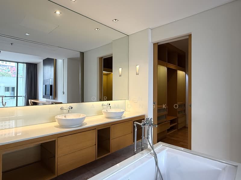 Domus 16, Bangkok, 19 Soi Sukhumvit 16, Khlong Toei, Khlong Toei, Bangkok, 3 Bedrooms, 166 sqm, Condo For Rent, by Oraon Suwanmongko, 500169404 - DDproperty.com