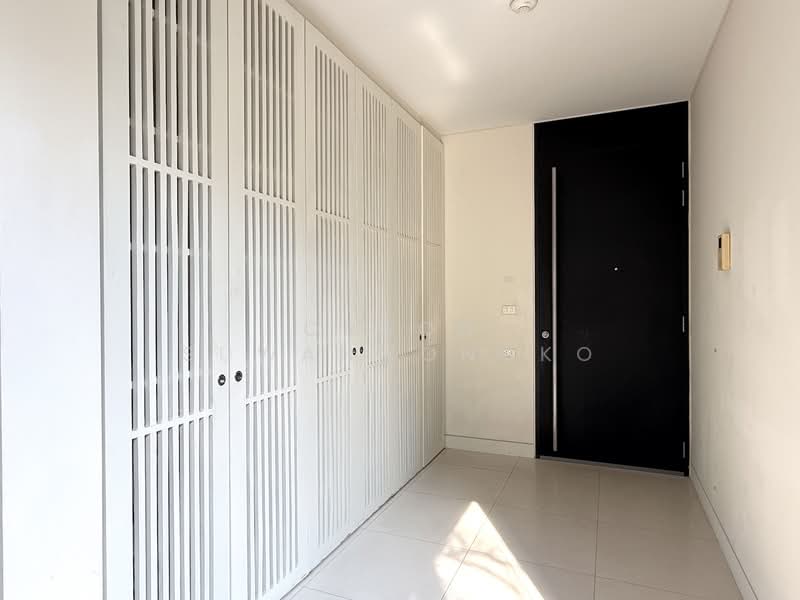 Domus 16, Bangkok, 19 Soi Sukhumvit 16, Khlong Toei, Khlong Toei, Bangkok, 3 Bedrooms, 166 sqm, Condo For Rent, by Oraon Suwanmongko, 500169404 - DDproperty.com