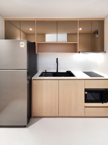 Le Luk Condominium : เลอ ลักซ์ คอนโดมิเนียม, กรุงเทพ, 1599 291 ถ.สุขุมวิท, พระโขนงเหนือ, วัฒนา, กรุงเทพ, 39 ตร.ม., คอนโด ขาย, โดย Suthasin Boonkong, 500169414 - DDproperty.com