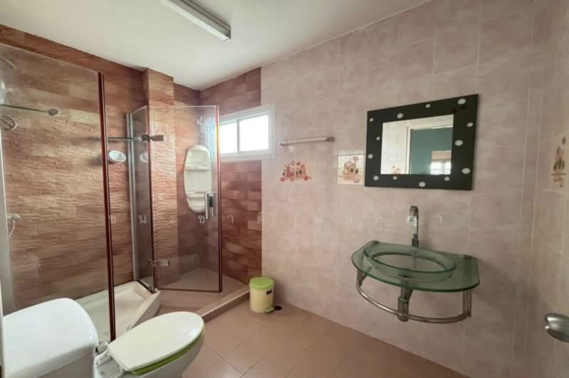 หมู่บ้านเพ็ญพร 2 (ซอยประชาอุทิศ 76), Bangkok, ทางหลวงพิเศษหมายเลข 9, Thung Khru, Thung Khru, Bangkok, 3 Bedrooms, 150 sqm, Single Detached House For Sale, by ชนะชาติ นนท์ตา, 500169448 - DDproperty.com