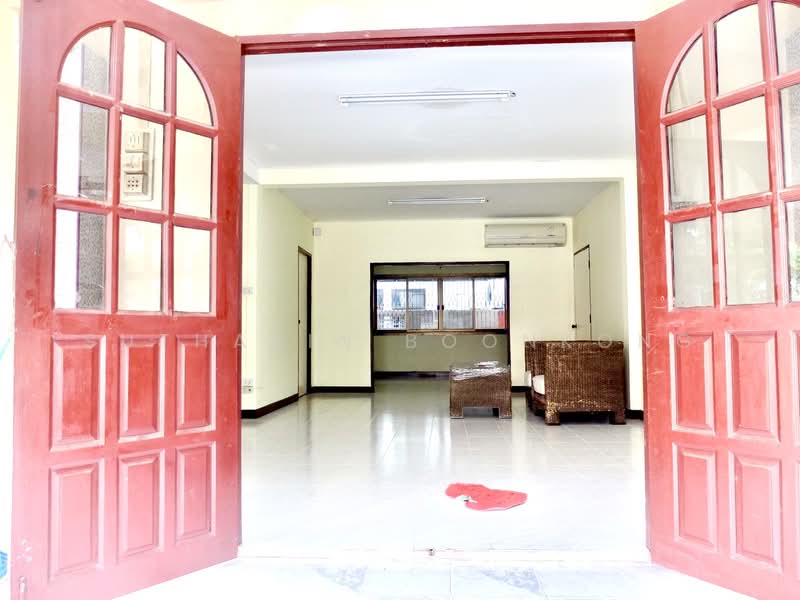 บ้าน 5-ห้องนอน, กรุงเทพ, วังทองหลาง, วังทองหลาง, กรุงเทพ, 170 ตร.ม., บ้านเดี่ยว ให้เช่า, โดย Suthasin Boonkong, 500169449 - DDproperty.com