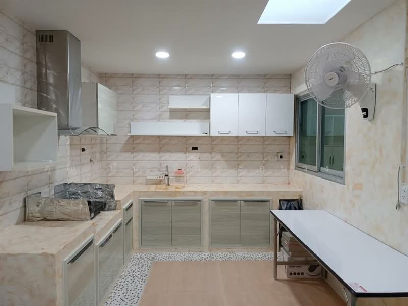 Medio Nimitmai, Bangkok, Nimit Mai Road, Sai Kong Din, Khlong Sam Wa, Bangkok, 4 Bedrooms, 160 sqm, Townhouse For Sale, by คุณ ปั่น อินทะอุ่นวงศ์ (ปั่น), 500169479 - DDproperty.com