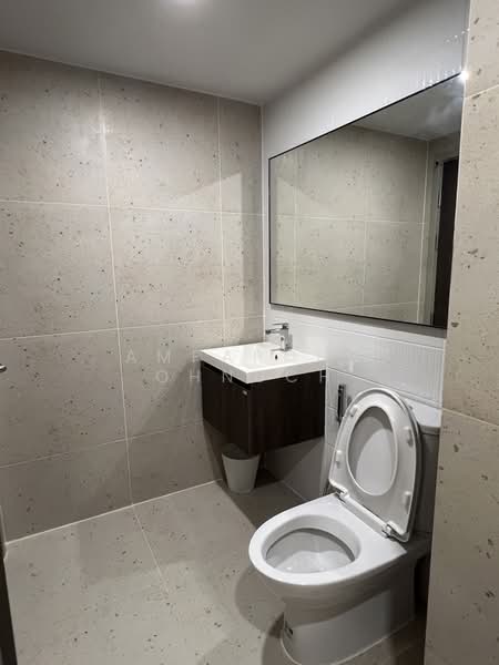 Noble Nue Cross Khu Khot, Pathum Thani, Khu Khot, Lam Luk Ka, Pathum Thani, 1 Bedroom, 31 sqm, Condo For Rent, by Ampaporn Ohnuch, 500169490 - DDproperty.com