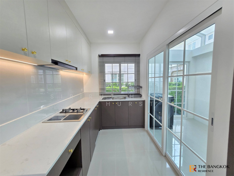 Grandio Bangna KM.5 : แกรนดิโอ บางนา กม.5, Samut Prakan, ถนนบัวนครินทร์, Bang Kaeo, Bang Plee, Samut Prakan, 4 Bedrooms, 163 sqm, Single Detached House For Sale, by Sirirut Havee Akehurst, 500169521 - DDproperty.com