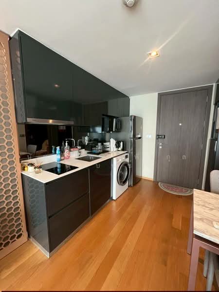 Altitude Define, Bangkok, Si Phraya Road, Si Phraya, Bang Rak, Bangkok, 1 Bedroom, 33 sqm, Condo For Rent, by Nattayaporn Peumkul (Benz), 500169530 - DDproperty.com