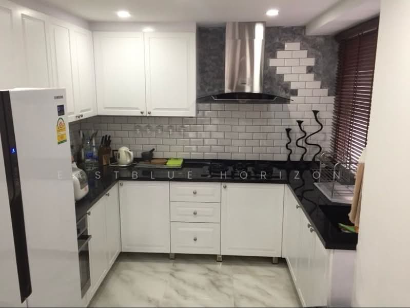 Baan Phrom Phong, Bangkok, Soi Sukhumvit 39, Khlong Tan Nua, Watthana, Bangkok, 2 Bedrooms, 133 sqm, Condo For Sale, by Eastblue Horizon, 500169544 - DDproperty.com