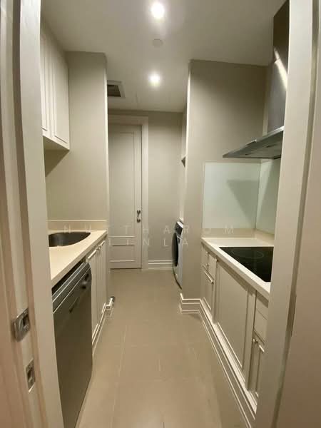 Oriental Residence, Bangkok, 110 Witthayu Road, Lumphini, Pathum Wan, Bangkok, 3 Bedrooms, 200 sqm, Condo For Sale, by Nuttharom  Linla , 500169549 - DDproperty.com