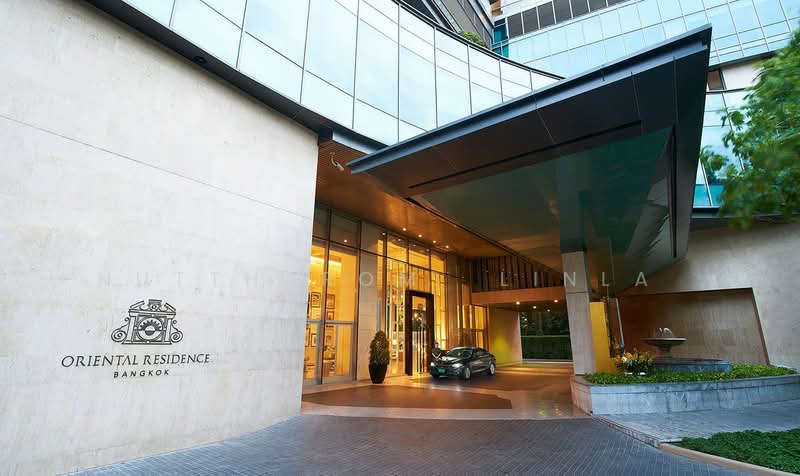 Oriental Residence, Bangkok, 110 Witthayu Road, Lumphini, Pathum Wan, Bangkok, 3 Bedrooms, 200 sqm, Condo For Sale, by Nuttharom  Linla , 500169549 - DDproperty.com