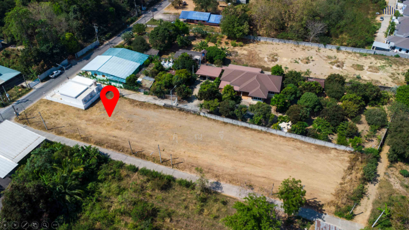 ลงทุนแบบย่อมเยาว์ กับที่ดินกลางเมืองกาญ ราคาประหยัด! ขายที่ดินเปล่าถมแล้ว ติดถนนแม่น้ำแคว, Kanchanaburi, ถนนแม่น้ำแคว, Tha Ma Kham, Muang Kanchanaburi, Kanchanaburi, , 400 sqm, Land For Sale, by คุณจี, 500169592 - DDproperty.com