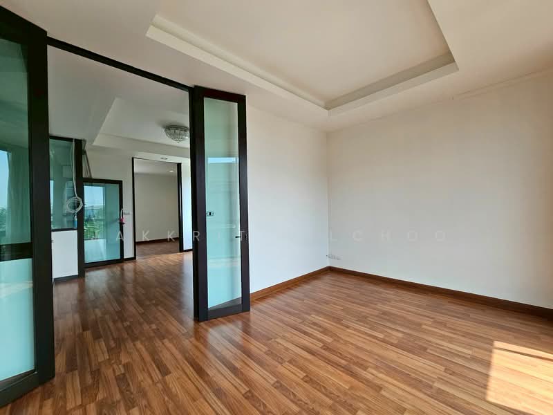Areeya Tobe Kaset-Nawamintr, Bangkok, Lat Pla Khao Road, Chorake Bua, Lat Phrao, Bangkok, 6 Bedrooms, 220 sqm, Townhouse For Sale, by Jakkrit Nilchoo, 500169624 - DDproperty.com