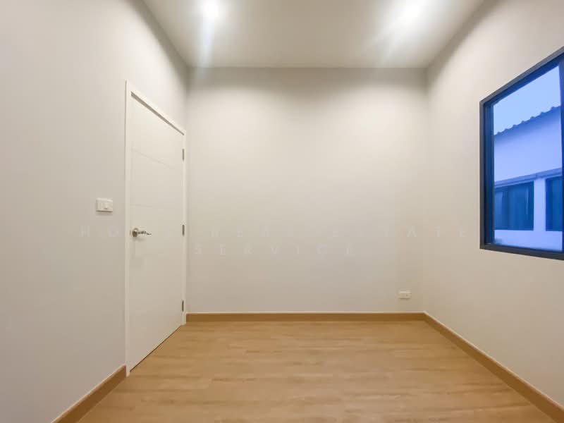 Cher-bangkhunnon, Bangkok, Soi Bangkhunnon 29, Bang Khun Non, Bangkok Noi, Bangkok, 4 Bedrooms, 127 sqm, Townhouse For Sale, by HOME Real Estate Service, 500169646 - DDproperty.com