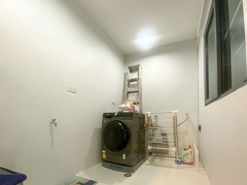 Cher-bangkhunnon, Bangkok, Soi Bangkhunnon 29, Bang Khun Non, Bangkok Noi, Bangkok, 4 Bedrooms, 127 sqm, Townhouse For Sale, by HOME Real Estate Service, 500169646 - DDproperty.com