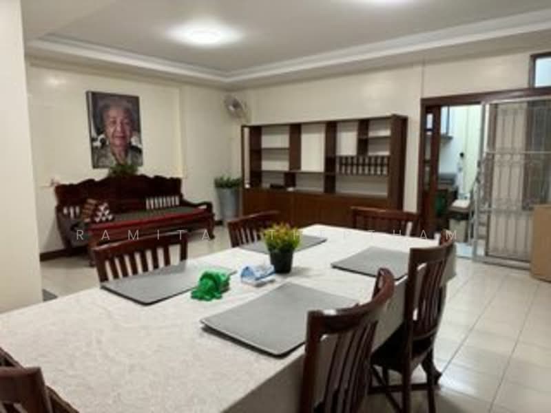 4-BR House, Bangkok, Samsen Nai, Phaya Thai, Bangkok, 4 Bedrooms, 200 sqm, Single Detached House For Rent, by Ramita Theptham, 500169658 - DDproperty.com
