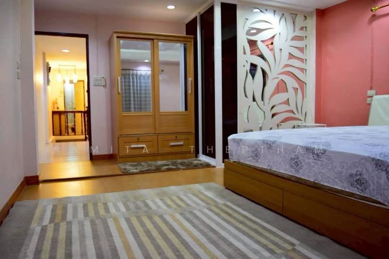 3-BR Townhouse, Bangkok, Suan Luang, Suan Luang, Bangkok, 3 Bedrooms, 150 sqm, Townhouse For Rent, by Ramita  Theptham, 500169677 - DDproperty.com