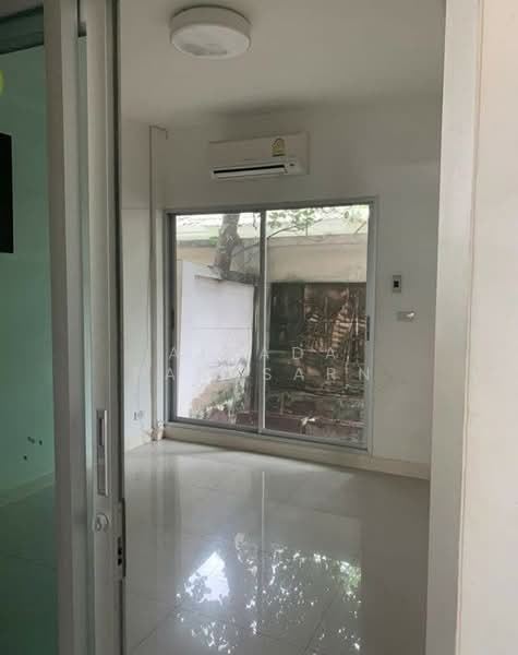 Vista Park Ratchada-Ramindra : วิสต้า ปาร์ค รัชดา-รามอินทรา, กรุงเทพ, ถนนรัชดาฯ-รามอินทรา, รามอินทรา, คันนายาว, กรุงเทพ, 200 ตร.ม., ทาวน์เฮ้าส์ ให้เช่า, โดย Airada Parasarn, 500169680 - DDproperty.com