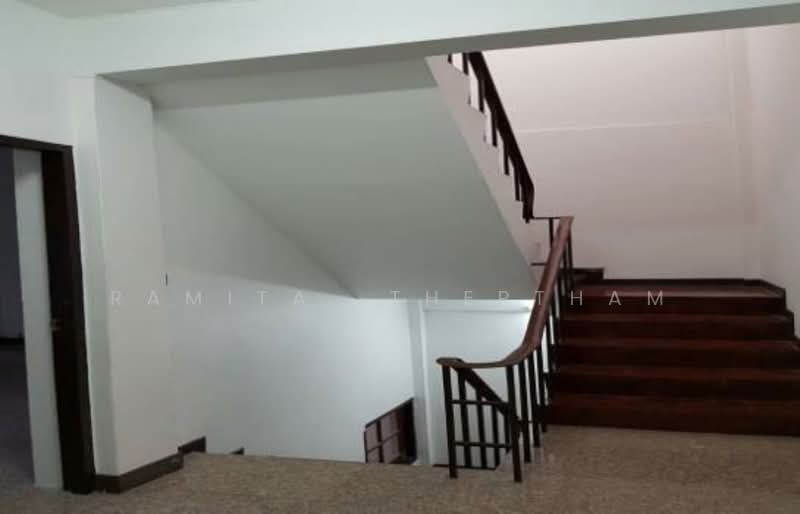 ทาวน์เฮาท์ 4-ห้องนอน, กรุงเทพ, ช่องนนทรี, ยานนาวา, กรุงเทพ, 325 ตร.ม., ทาวน์เฮ้าส์ ให้เช่า, โดย Ramita  Theptham, 500169683 - DDproperty.com