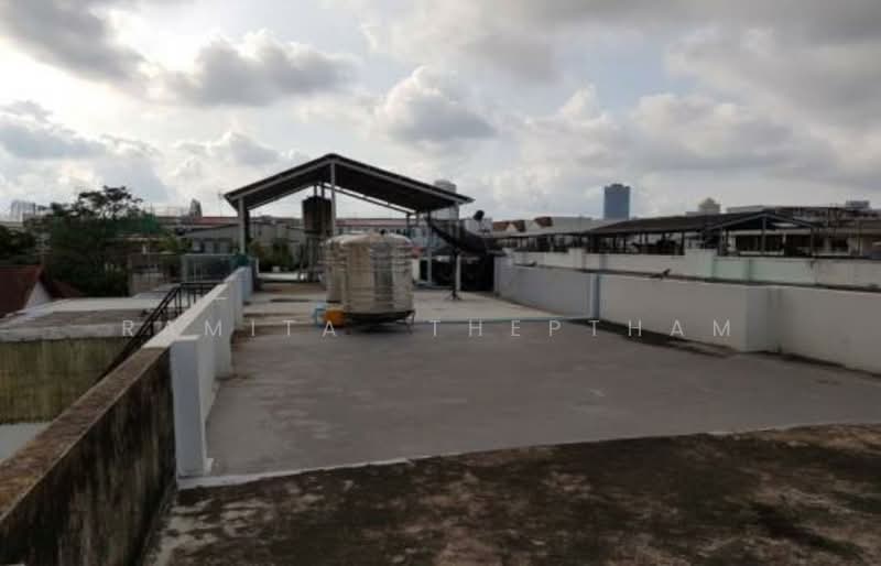 4-BR Townhouse, Bangkok, Chong Nonsi, Yan Nawa, Bangkok, 4 Bedrooms, 325 sqm, Townhouse For Rent, by Ramita  Theptham, 500169683 - DDproperty.com