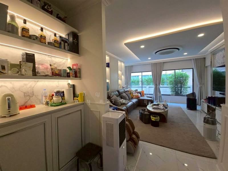 Perfect Place Rama 9-Krungthep Kreetha, Bangkok, Srinakarin - Rom Klao Road, Khlong Song Ton Nun, Lat Krabang, Bangkok, 4 Bedrooms, 300 sqm, Single Detached House For Sale, by คุณ ภิญญาลักษณ์ เทพบุตร (ยุ้ย), 500169789 - DDproperty.com