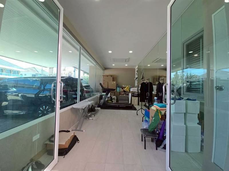 Perfect Place Rama 9-Krungthep Kreetha, Bangkok, Srinakarin - Rom Klao Road, Khlong Song Ton Nun, Lat Krabang, Bangkok, 4 Bedrooms, 300 sqm, Single Detached House For Sale, by คุณ ภิญญาลักษณ์ เทพบุตร (ยุ้ย), 500169789 - DDproperty.com