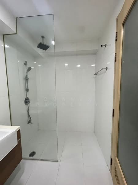 My Resort Bangkok, Bangkok, 1724 Petchaburi Road, Bang Kapi, Huai Khwang, Bangkok, 1 Bedroom, 42 sqm, Condo For Rent, by Connex Property, 500169813 - DDproperty.com