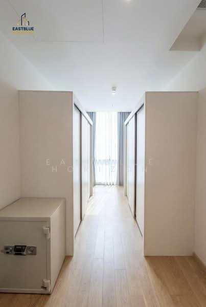 The Strand Thonglor, Bangkok, 36 Soi Sukhumvit 55, Khlong Tan Nua, Watthana, Bangkok, 3 Bedrooms, 180 sqm, Condo For Sale, by Eastblue Horizon, 500169815 - DDproperty.com