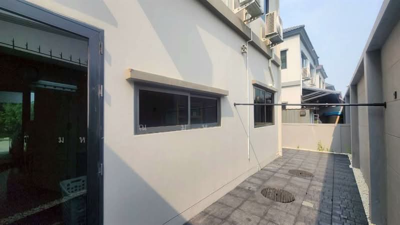 PAVE Petchkasem-Sai 4 : เพฟ เพชรเกษม-สาย 4, สมุทรสาคร, Soi Phetkasem 91, Suan Luang Subdistrict, Krathum Baen District, Samut Sakhon, สวนหลวง, กระทุ่มแบน, สมุทรสาคร, 150 ตร.ม., บ้านแฝด ขาย, โดย คุณ มหากุล มหาปิยานนท์ (คิง), 500169858 - DDproperty.com