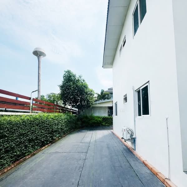 Suetrong Cozy Bangbuathong-340, Nonthaburi, Lahan, Bang Bua Thong, Nonthaburi, 3 Bedrooms, 250 sqm, Single Detached House For Sale, by AJHOMECENTER - คุณบู้, 500169875 - DDproperty.com