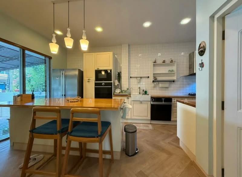 Life Bangkok Boulevard Wongwaen-Onnut 2, Bangkok, 202-112 Sukhumvit 77 Road, Prawet, Prawet, Bangkok, 3 Bedrooms, 220 sqm, Single Detached House For Rent, by Ramita  Theptham, 500169905 - DDproperty.com