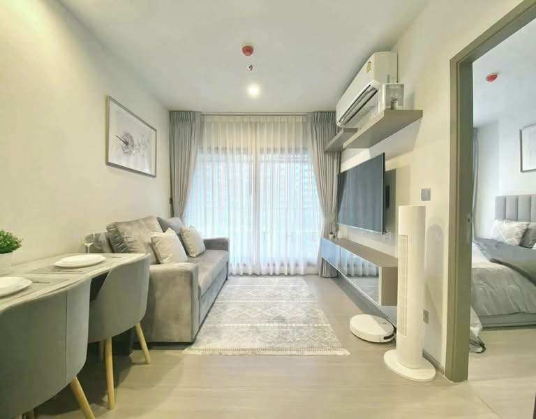 Life Asoke Hype, Bangkok, 339 Chaturathit Rd, Makkasan, Ratchathewi, Bangkok, 1 Bedroom, 32 sqm, Condo For Rent, by Ramita Theptham, 500169930 - DDproperty.com