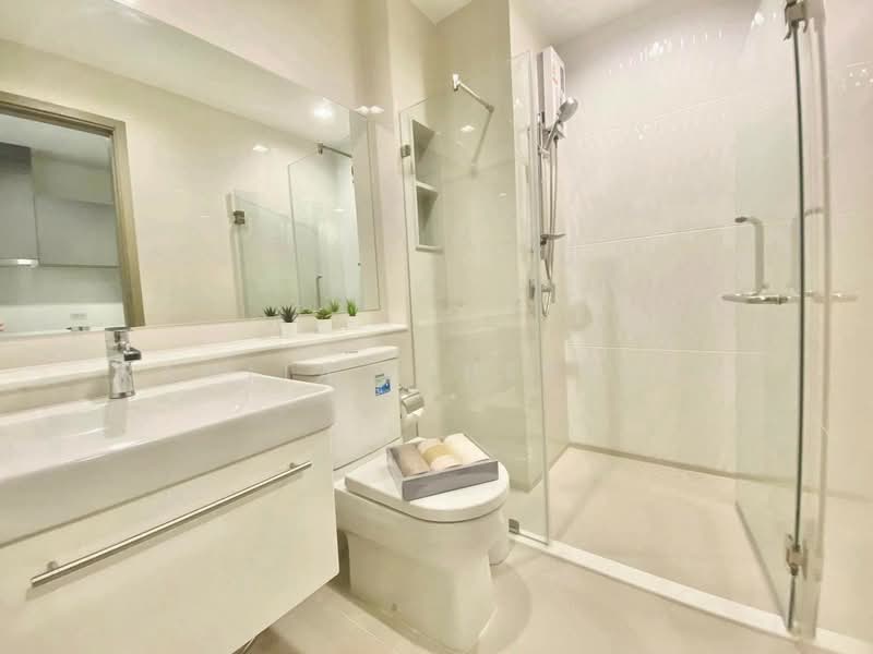 Life Asoke Hype, Bangkok, 339 Chaturathit Rd, Makkasan, Ratchathewi, Bangkok, 1 Bedroom, 32 sqm, Condo For Rent, by Ramita Theptham, 500169930 - DDproperty.com