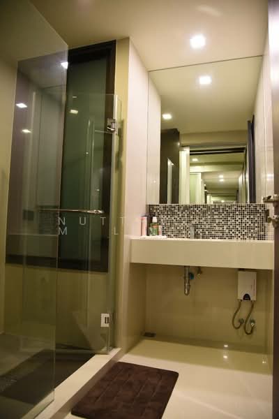 Rhythm Sukhumvit 44/1, Bangkok, Sukhumvit Road, Phra Kanong, Khlong Toei, Bangkok, 2 Bedrooms, 55 sqm, Condo For Sale, by Nuttharom Linla , 500169931 - DDproperty.com