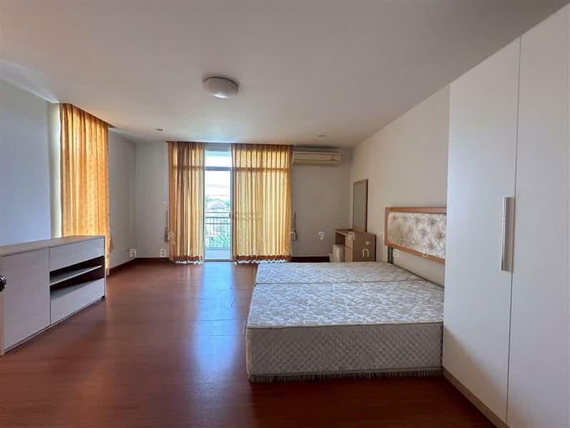 ทาวน์โฮม 3 ชั้น 28.1 ตร.ว. หมู่บ้านศิรินโฮม ซอยลาดพร้าว101 แยก42, Bangkok, Khlong Chan, Bang Kapi, Bangkok, 4 Bedrooms, 130 sqm, Townhouse For Sale, by คุณ ปารดา พลอยแดง (ก้อย), 500169943 - DDproperty.com