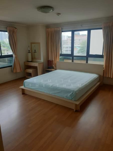 Lumpini Place Rama 4-Sathorn, Bangkok, 164 Soi Sri Bamphen, Chong Nonsi, Yan Nawa, Bangkok, 2 Bedrooms, 100 sqm, Condo For Rent, by Ramita Theptham, 500169945 - DDproperty.com