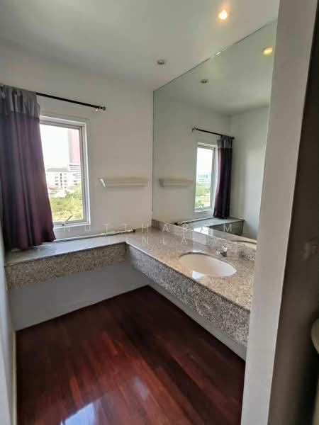 Paholyothin Park condominium, Bangkok, Phaholyothin, Samsen Nai, Phaya Thai, Bangkok, 2 Bedrooms, 95 sqm, Condo For Sale, by Nuttharom Linla , 500169971 - DDproperty.com
